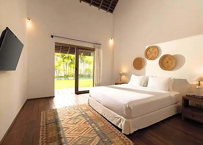 Palm 3 Bedroom Private Pool W/ Garden View Ir41 Kerobokan